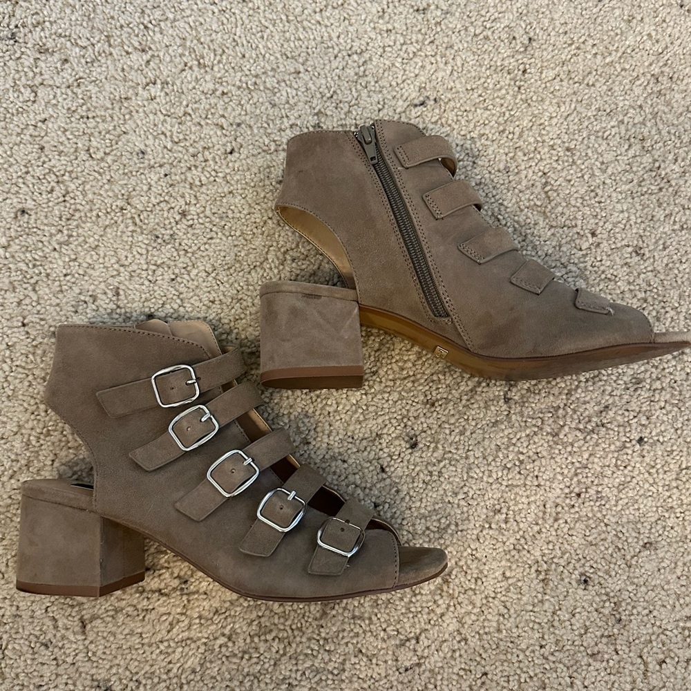 Kensie Heels